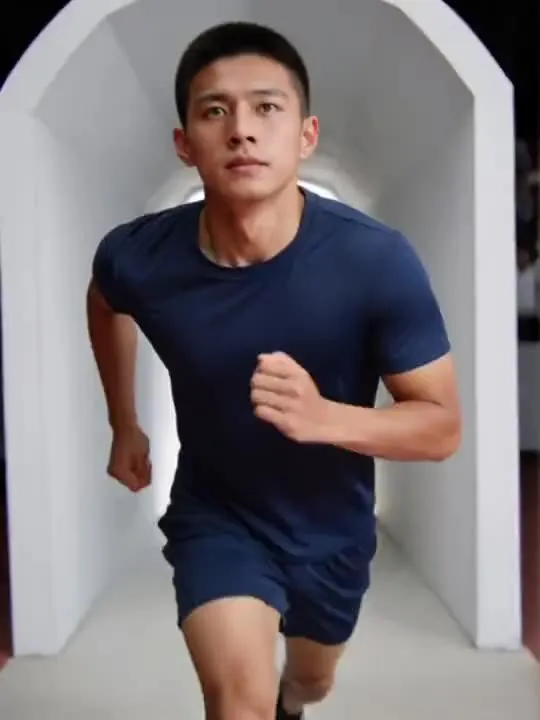 Tunnel Walkout: the preview still the AI Video app shows for this action